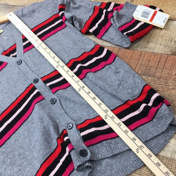 Democracy Gray Striped Flower Applique Cardigan - Picture 12 of 13